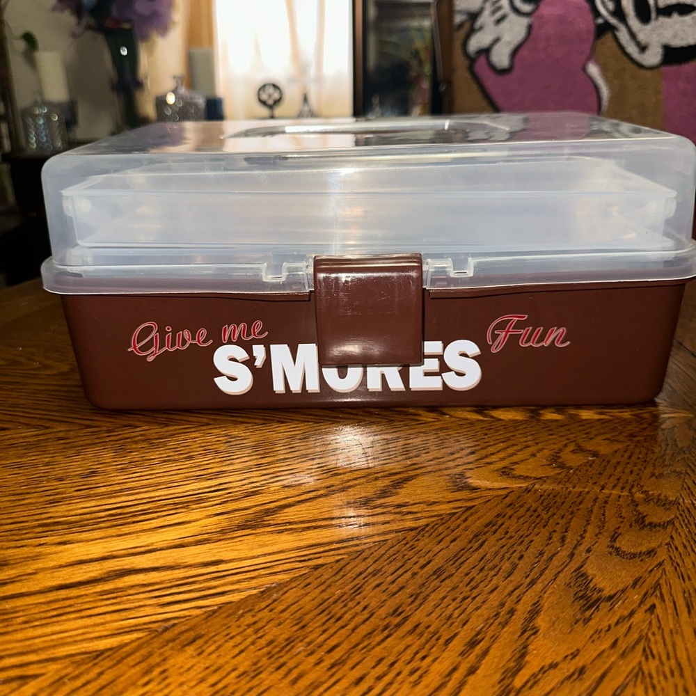 Brown S'mores Storage Box
